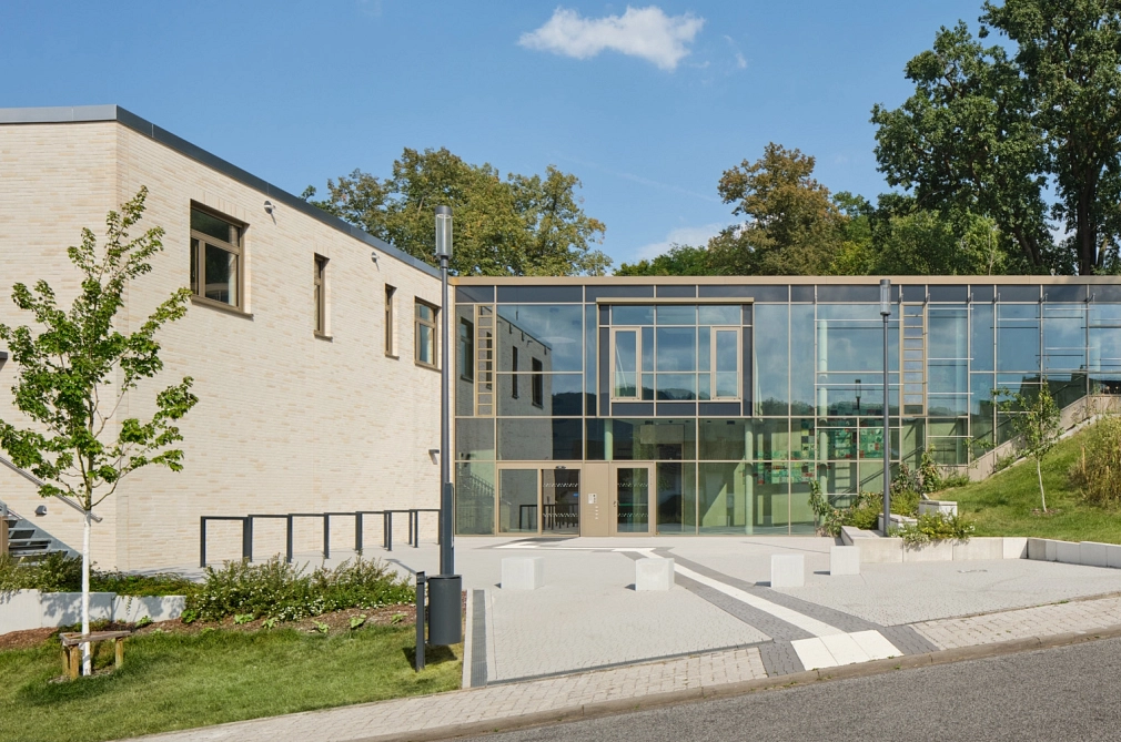 Das Nachbarschaftszentrum Waldtal von außen.
