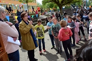 Zurück in der eigenen Grundschule: Stadträtin Kirsten Dinnebier hielt eine kurze Ansprache zum Jubiläum und erinnerte sich an ihre eigene Schulzeit in der Astrid-Lindgren-Schule.