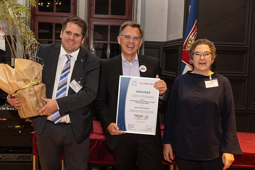 Agentur für Arbeit erhielt den Preis für die beste Leistung in der interkulturellen Öffnung&nbsp;&copy;&nbsp;Ingo Becker Undenkbar Photography, i. A. d. Stadt Marburg