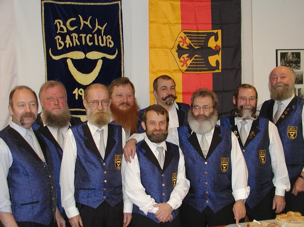 Bartclub BCHH in Vereinsfarben
