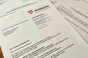 Bescheide in verständlicher Sprache. Ein Musterbescheid über einen Antrag auf Sozialhilfe.