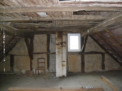 Das Dachgeschoss ist nun Teil der Maisonette-Wohnung, die sich auch über das Obergeschoss erstreckt. Im Erdgeschoss befindet sich eine weitere Wohnung.&nbsp;&copy;&nbsp;Sascha Wetzstein