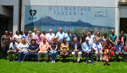 Die Delegation besuchte unter anderem Mitarbeitende des tansanischen Klinikums Kilimanjaro Christian Medical Centre (KCMC). In den vergangenen Jahren hat sich eine erfolgreiche Kooperation zwischen dem Universitätsklinikum Marburg (UKGM) und dem KCMC entwickelt.&nbsp;&copy;&nbsp;Clara Easthill, Stadt Marburg