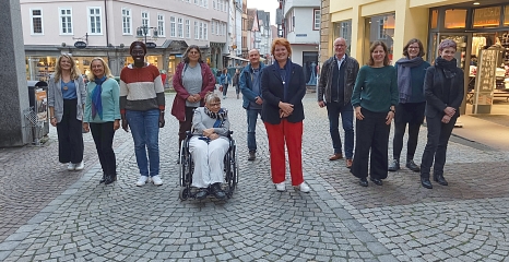 Einige Beteiligte am Dritten Marburger Aktionsplan für die EU-Charta © Universitätsstadt Marburg, Gero Ottmar