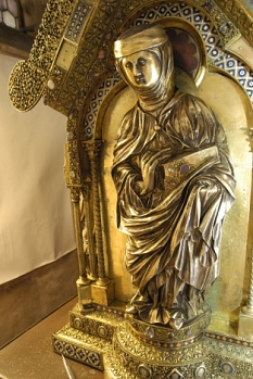 Elisabethschreib - Heilige Elisabeth in Gold © Universitätsstadt Marburg