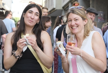 Feierabendtreffs 2025 Teja Celik und Nadine Kümmel beim Afterwork © Andreas Maria Schäfer