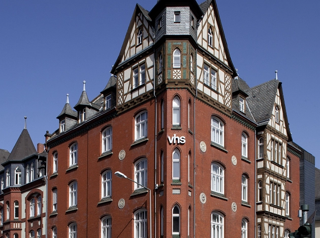 Foto von dem Gebäude der Volkshochschule