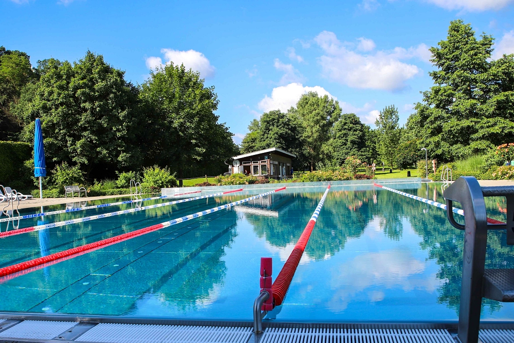 Schwimmer-Becken im Marburger Freibad
