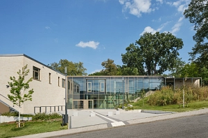 Gebäude-Ansicht des Nachbarschaftszentrums Waldtal Das Nachbarschaftszentrum Waldtal von außen.