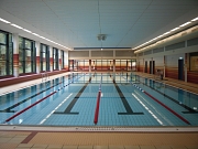 Hallenbad Wehrda - Blick auf das Schwimmerbecken mit den 4 Bahnen