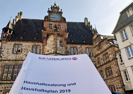 Mit großer Mehrheit hat die Stadtverordnetenversammlung am 22. März den Haushalt für 2019 beschlossen. © Birgit Heimrich, Stadt Marburg