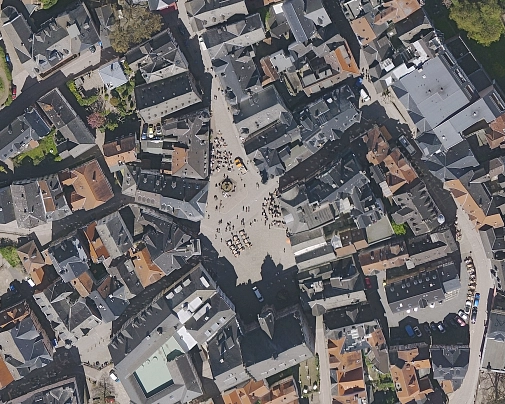 Luftaufnahme Ausschnitt Marktplatz Luftaufnahme eines Ausschnittes vom Marktplatz Marburg © aerowest GmbH