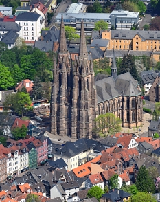 Luftaufnahme von der Elisabethkirche © Georg Kronenberg