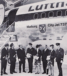 Lufthansa-Flugzeug mit Marburg Schriftzug © Heinz Eifert