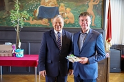 Das Bild zeigt Oberbürgermeister Dr. Thomas Spies und Hans-Jörg Boden.