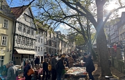 Oberstadtflohmarkt am Steinweg geht in die Winterpause