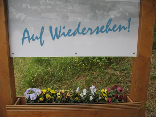 Ortseingangsschild Hermershausen_Verabschiedung&nbsp;&copy;&nbsp;Hubert Detriche
