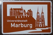 Straßenschild der Universitätsstadt Marburg