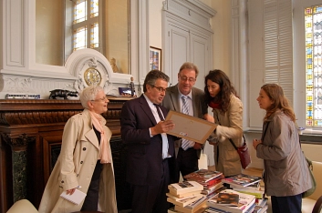 Persönliche Begegnung mit dem Oberbürgermeister von Poiters Alain Claeys&nbsp;&copy;&nbsp;Universitätsstadt Marburg