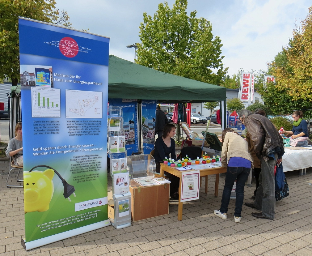 Vorstellung des Energiekonzepts Richtsberg auf einem Fest im Stadtteil.