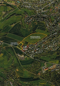 Rund fünf Hektar Fläche umfasst das Gebiet am Oberen Rotenberg (orangefarbene Markie-rung). Laut Standortanalyse könnten etwa 200 neue Wohneinheiten dort entstehen, etwa 60 davon als geförderter Wohnungsbau. © Universitätsstadt Marburg