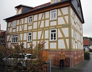Sascha Wetzstein hat mit Hilfe der Förderung durch das Dorfentwicklungsprogramm ein Bauernhaus aus dem 19. Jahrhundert in Ginseldorf in ein Zweiparteienhaus umgebaut.