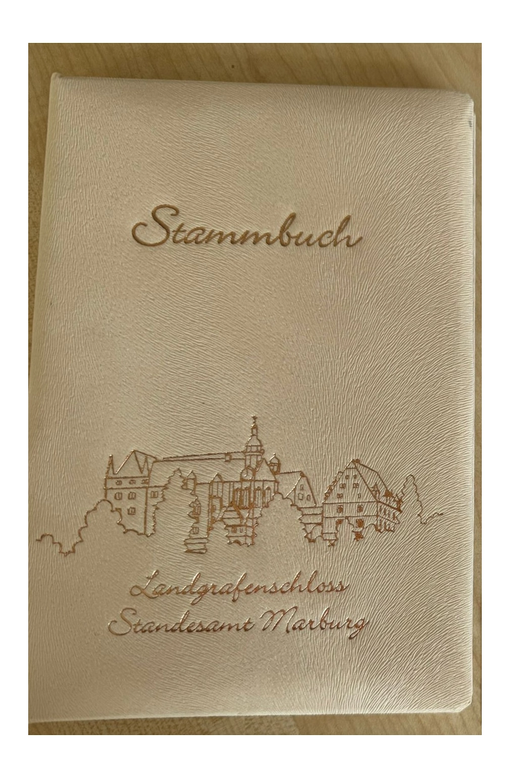 Schloss Magnus beige 33,00 Euro