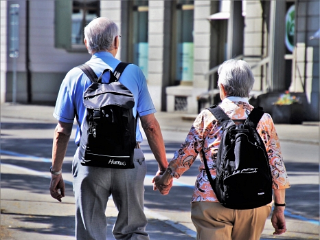 Der Marburger Seniorenbeirat setzt sich seit mehr als 20 Jahren für die Belange älterer Mitmenschen ein. © Pixabay