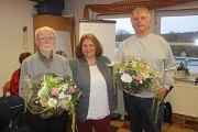 Verabschiedung ehemaliger Ortsbeiratsmitglieder Richtsberg (v.l. Reinhold Wind, Erika Lotz-Halilovic und Gerhard Jans)