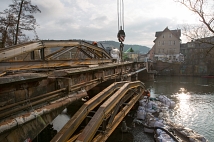 Weidenhäuser Brücke: Einbau des Traggerüsts