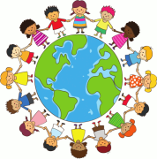 Das Logo zeigt die Erdkugel, die von Kindern verschiedener Herkunft umkreist wird. Die Kinder halten sich an den Händen.